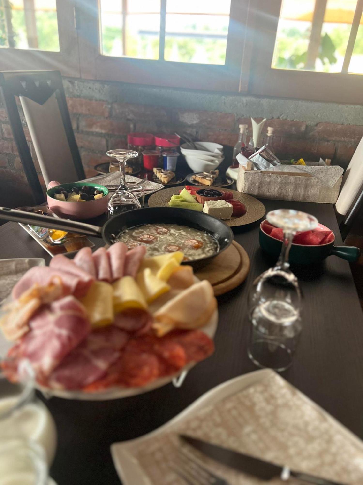 Komplex Prague Gorno Lakocerej 外观 照片