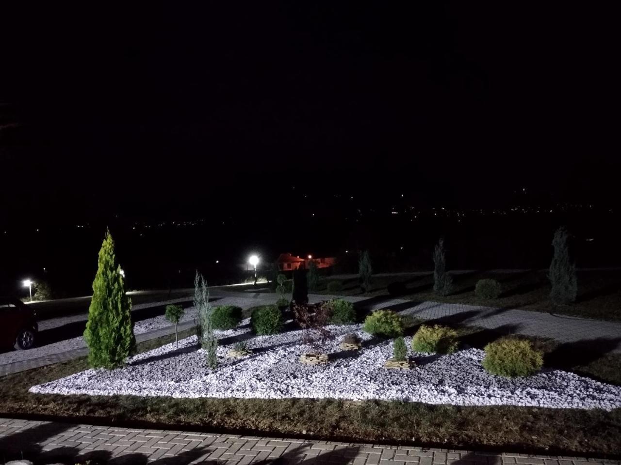 Komplex Prague Gorno Lakocerej 外观 照片